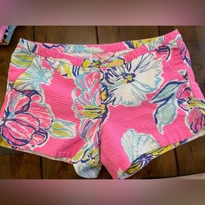 Lilly Pulitzer Floral Shorts size 10